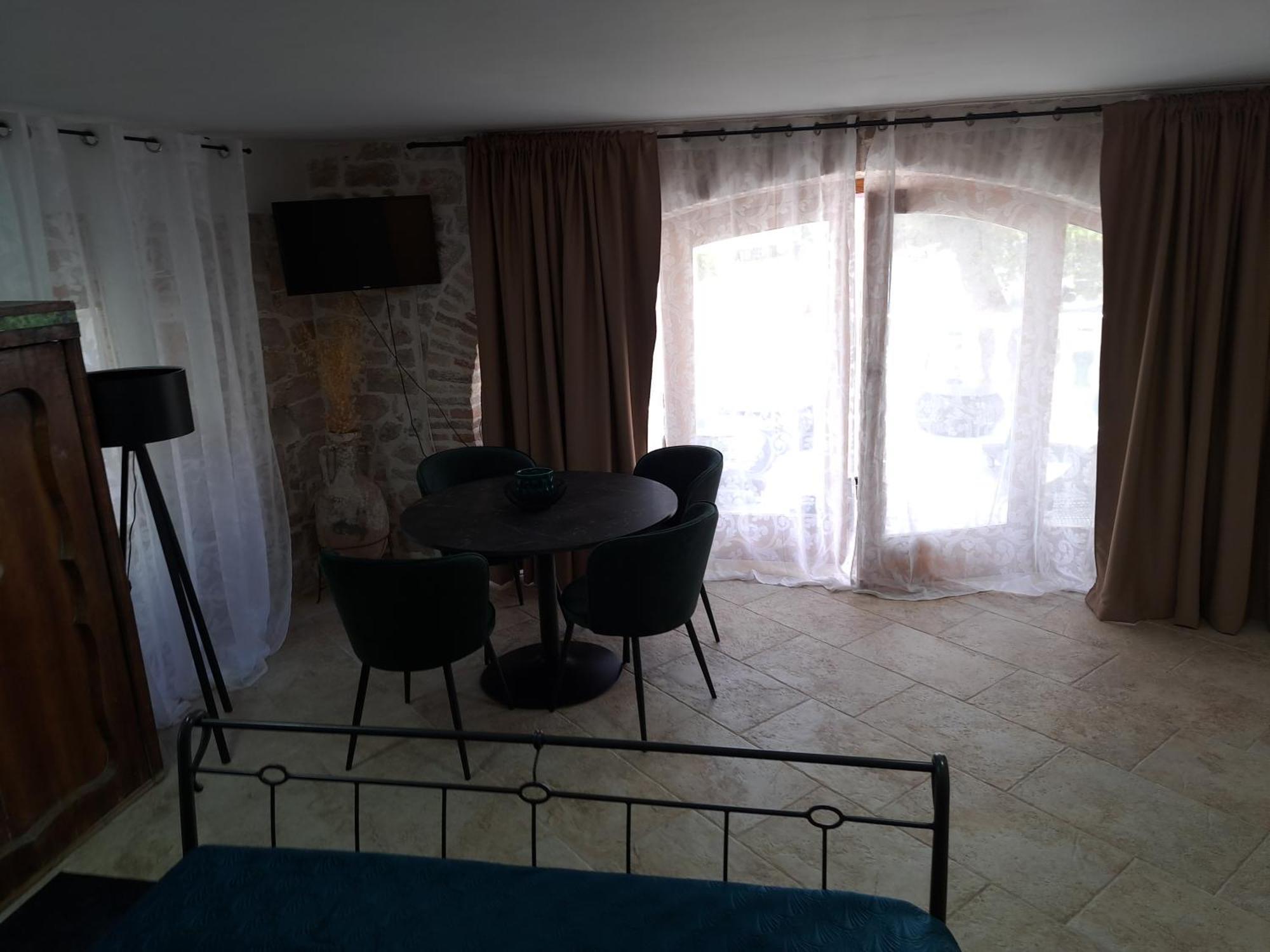 Jardin Kapetanova Kuca Apartment Veli Iz Exterior photo